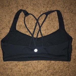 Lululemon sports bra